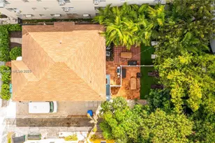 426 NE 26th St, Miami, FL 33137 - Photo 9