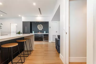 2360 SW 12th St, Miami, FL 33135 - Photo 17