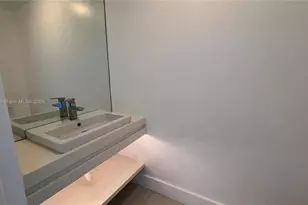 90 SW 3rd St, Miami, FL 33130 - Photo 23