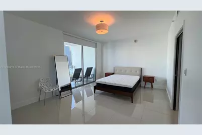 90 SW 3rd St #2204, Miami, FL 33130 - Photo 13