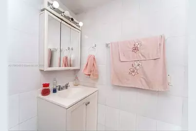 8635 NW 8th St #101, Miami, FL 33126 - Photo 13