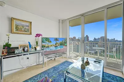 19501 W Country Club Dr #2507, Aventura, FL 33180 - Photo 13