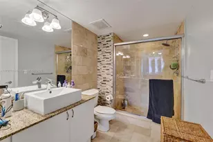 19501 W Country Club Dr, Aventura, FL 33180 - Photo 45