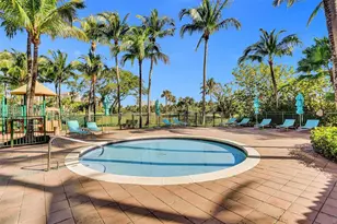 19501 W Country Club Dr, Aventura, FL 33180 - Photo 49