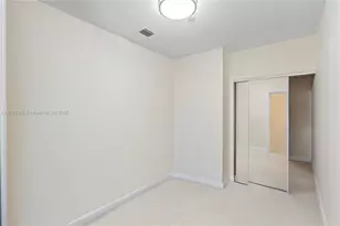 3600 Yacht Club Dr, Aventura, FL 33180 - Photo 29