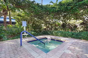 3600 Yacht Club Dr, Aventura, FL 33180 - Photo 43