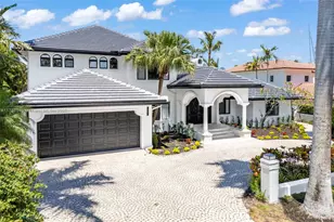 2561 Lucille Dr, Fort Lauderdale, FL 33316 - Photo 7