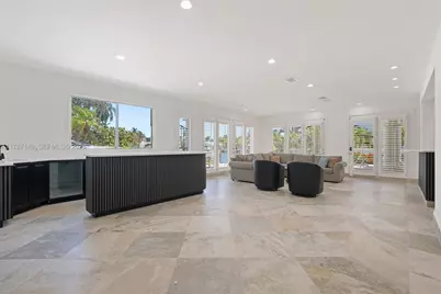 2561 Lucille Dr, Fort Lauderdale, FL 33316 - Photo 23