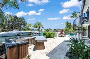 2561 Lucille Dr, Fort Lauderdale, FL 33316 - Photo 75