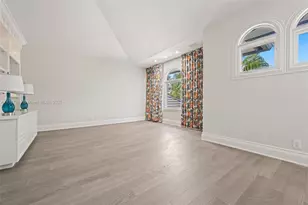 2561 Lucille Dr, Fort Lauderdale, FL 33316 - Photo 47