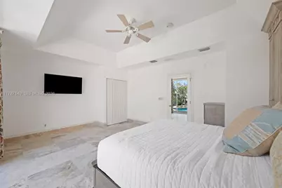 2561 Lucille Dr, Fort Lauderdale, FL 33316 - Photo 41