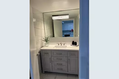 2301 Collins Ave #628, Miami Beach, FL 33139 - Photo 9