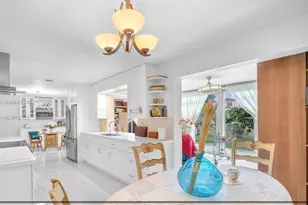 4941 NW 55th Ct, Tamarac, FL 33319 - Photo 11