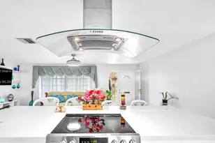 4941 NW 55th Ct, Tamarac, FL 33319 - Photo 9