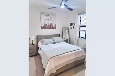 10315 W 32nd Ln, Hialeah, FL 33018 - Photo 17