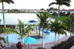 10315 W 32nd Ln, Hialeah, FL 33018 - Photo 19