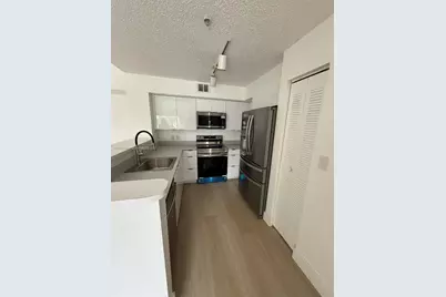 4320 NW 107th Ave #303-1, Doral, FL 33178 - Photo 5