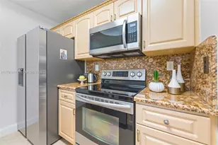 4971 Leeward Ln, Fort Lauderdale, FL 33312 - Photo 11