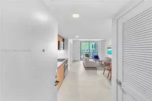 601 NE 1st Ave, Miami, FL 33132 - Photo 3