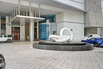 200 Biscayne Boulevard Way #3211, Miami, FL 33131 - Photo 27