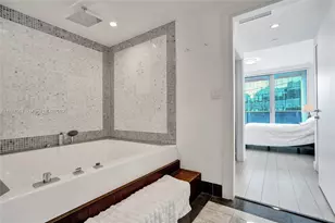 200 Biscayne Blvd Way, Miami, FL 33131 - Photo 15
