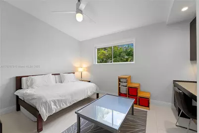 [Address not provided], Miami Beach, FL 33139 - Photo 27