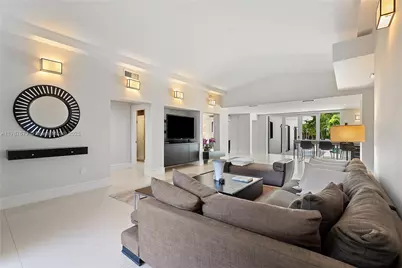 [Address not provided], Miami Beach, FL 33139 - Photo 9