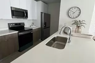 2526 Pierce St, Hollywood, FL 33020 - Photo 5