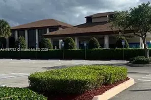 12500 SW 6th St, Pembroke Pines, FL 33027 - Photo 35