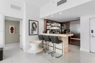 6801 Collins Ave, Miami Beach, FL 33141 - Photo 11