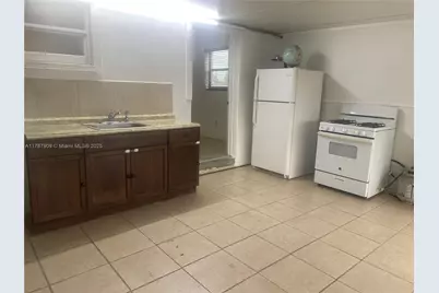 18714 SW 306th Ter, Homestead, FL 33030 - Photo 7