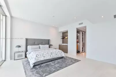 18975 Collins Ave #LPH-5403, Sunny Isles Beach, FL 33160 - Photo 11