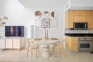 60 SW 13th St, Miami, FL 33130 - Photo 3