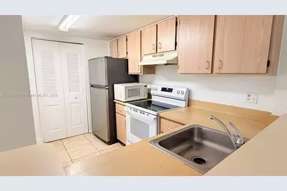 10709 Cleary Blvd #307, Plantation, FL 33324 - Photo 17