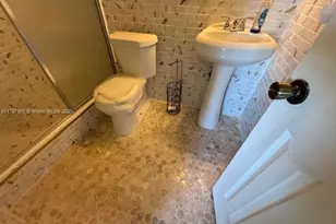 6101 N Falls Cir Dr, Lauderhill, FL 33319 - Photo 25