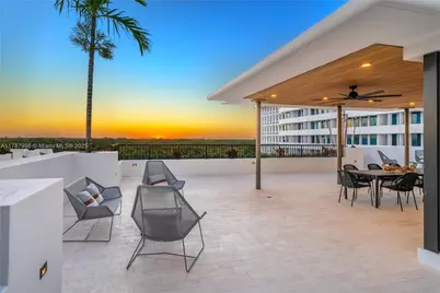 701 Valencia Ave #405, Coral Gables, FL 33134 - Photo 17
