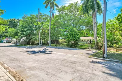8440 NE 1st Ave, Miami, FL 33138 - Photo 37
