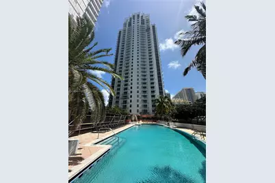 1060 Brickell Ave #2007, Miami, FL 33131 - Photo 1