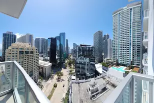 1060 Brickell Ave, Miami, FL 33131 - Photo 21