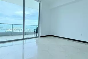 900 Biscayne Blvd, Miami, FL 33132 - Photo 15