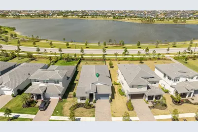 19510 Broad Shore Walk, Loxahatchee, FL 33470 - Photo 9