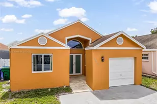 9940 W Elm Ln, Miramar, FL 33025 - Photo 1