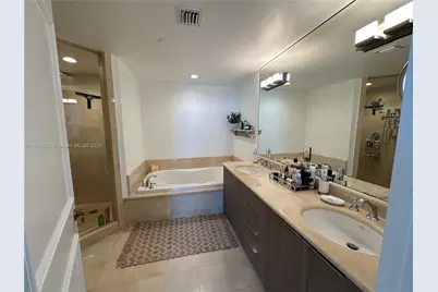 [Address not provided], Fort Lauderdale, FL 33305 - Photo 19