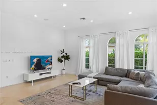 1223 Jackson St, Hollywood, FL 33019 - Photo 9