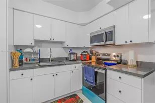 14600 NE 14th Ave, Miami, FL 33161 - Photo 9