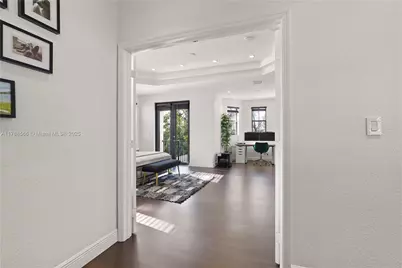 10371 NW 10th St, Miami, FL 33172 - Photo 25