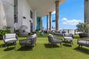 398 NE 5th St, Miami, FL 33132 - Photo 3