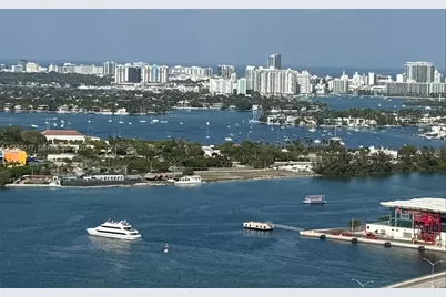 398 NE 5th St #2805, Miami, FL 33132 - Photo 9