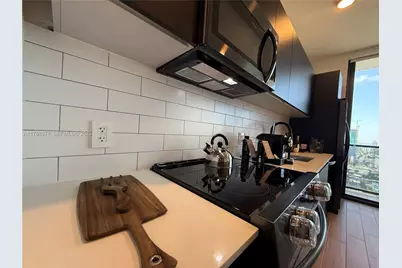 398 NE 5th St #2805, Miami, FL 33132 - Photo 11