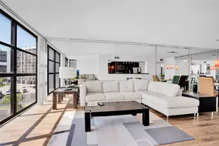 600 Parkview Dr, Hallandale Beach, FL 33009 - Photo 7